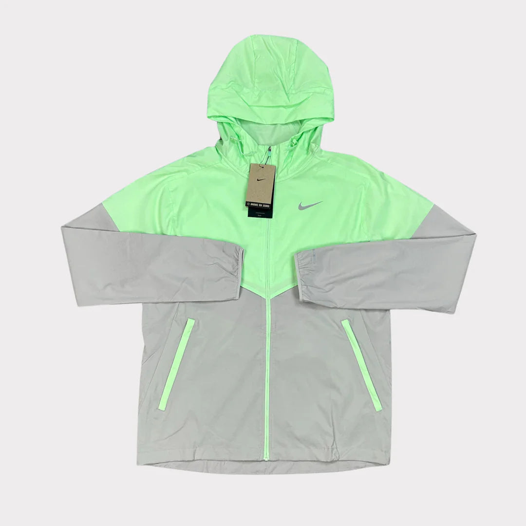 NIKE - VAPOR GREEN UV JACKET